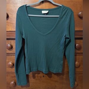Universal Thread Brand top, hunter green